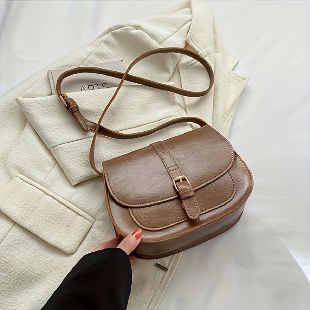 Evelyn™ | Bolso de hombro clásico con forma de silla de montar