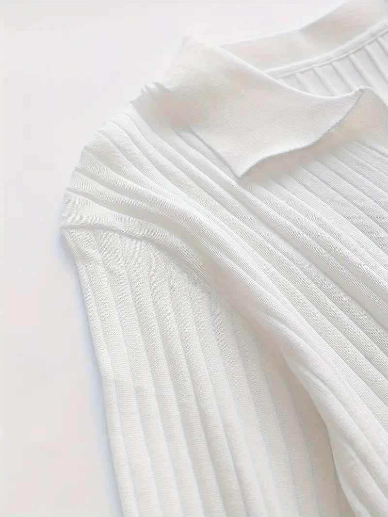 Suéter polo de canalé fino con mangas largas